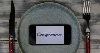 Weight Watchers: Die Punkteliste der Schlüssel zum Abnehmerfolg (Foto: AdobeStock 405840469 Ralf)